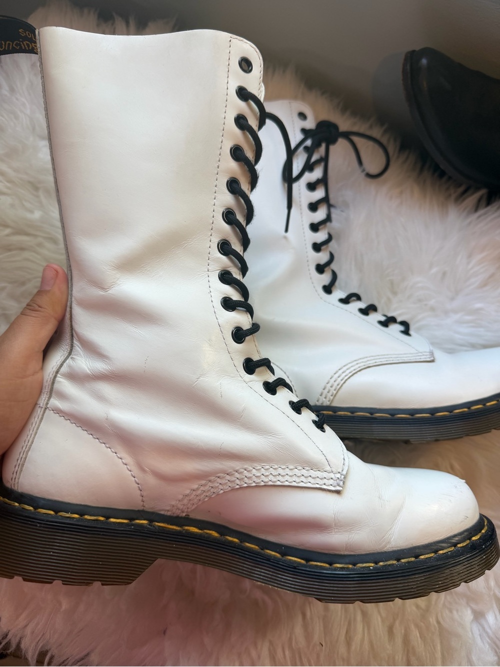 Dr martens White Lace-Up Combat Boots with Black Laces Sid 10